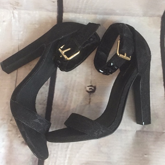 Bebe lace heels in size 8 - Picture 7 of 16